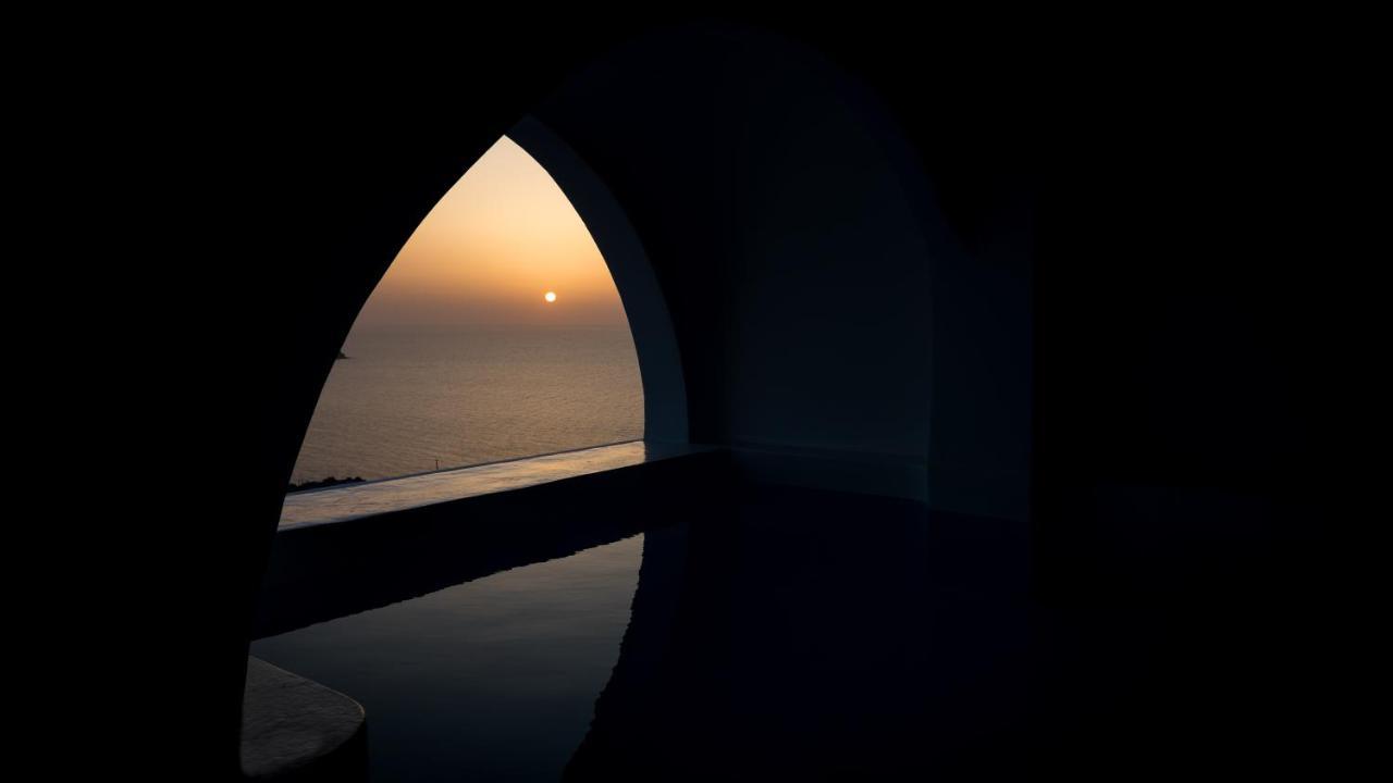 Maregio Suites (Adults Only) Oía Exteriör bild