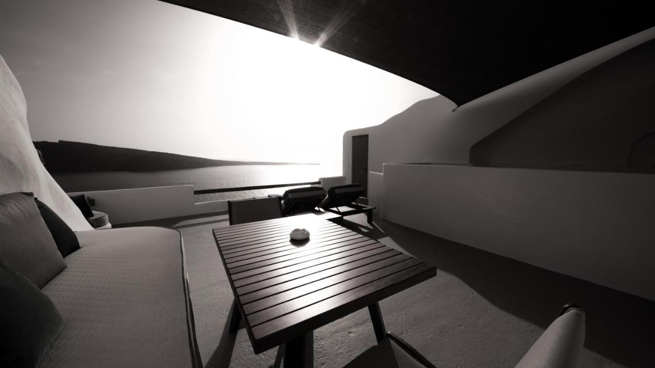 Maregio Suites (Adults Only) Oía Exteriör bild